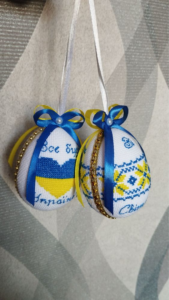Вишиті великодні яйця / Великдень / паска/ вишиті писанки
