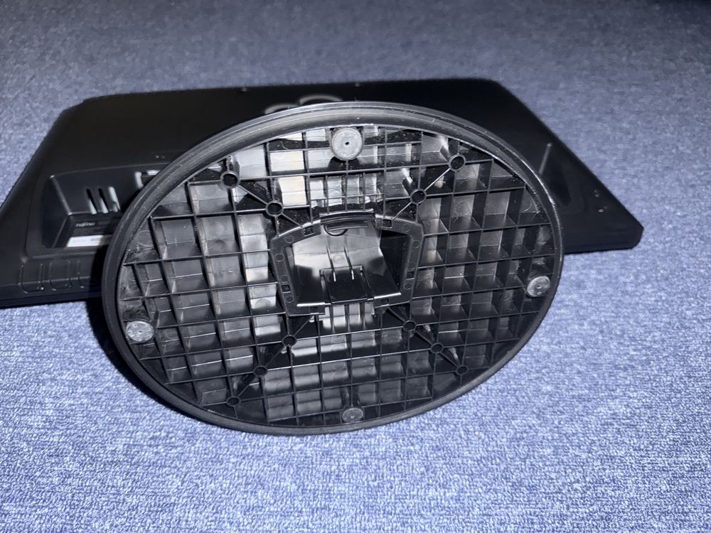 Monitor Fujitsu.