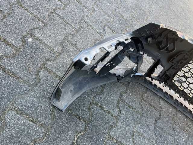 AUDI RS4 B9 8W Zderzak Przód przedni 8W0