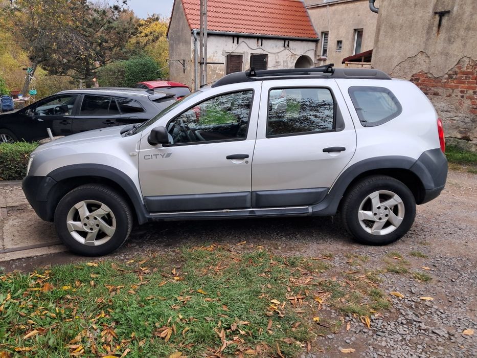 Dacia Duster 1.6 przebieg 142300 km