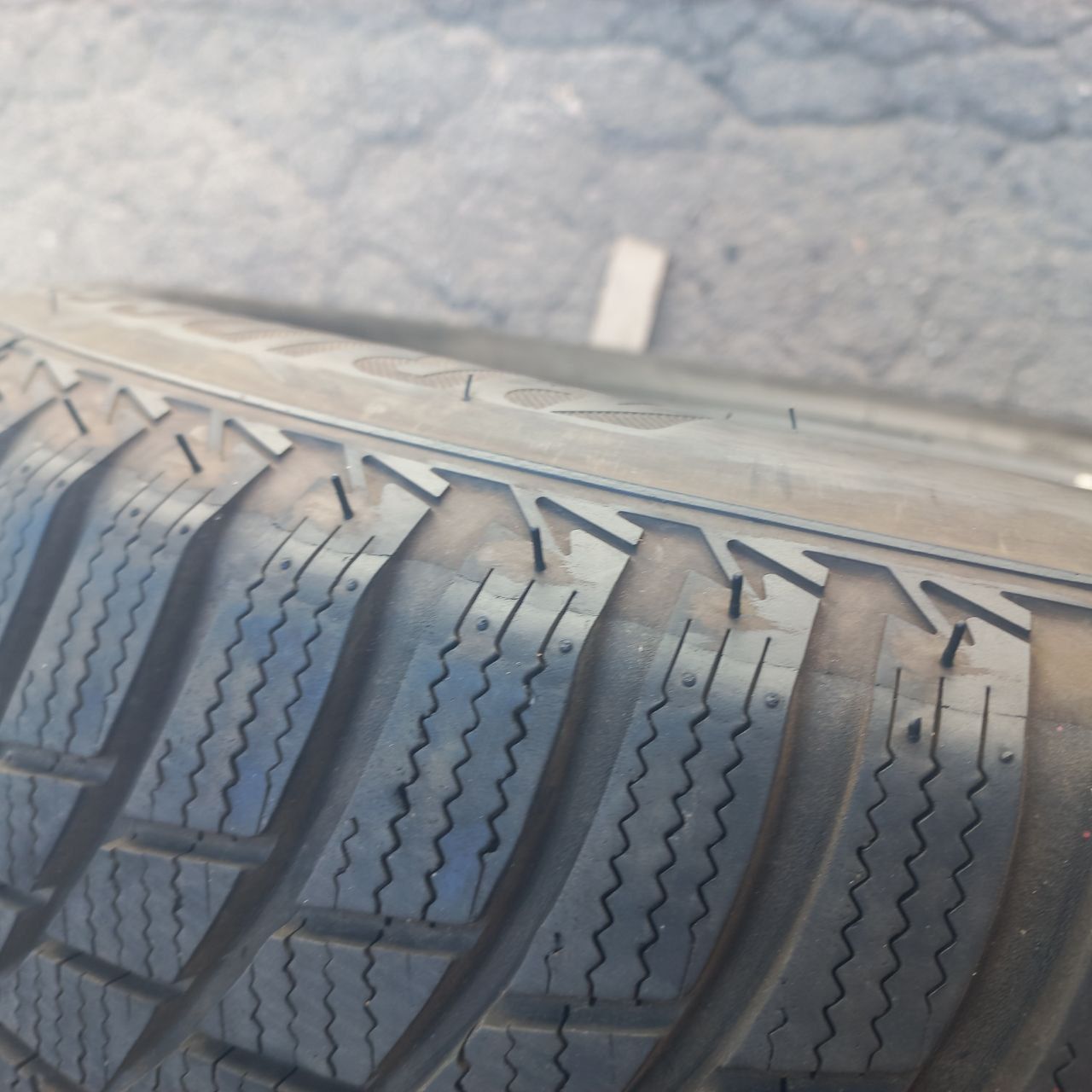 Bridgestone 215/65 r 17 Зима
215/65 r 17
