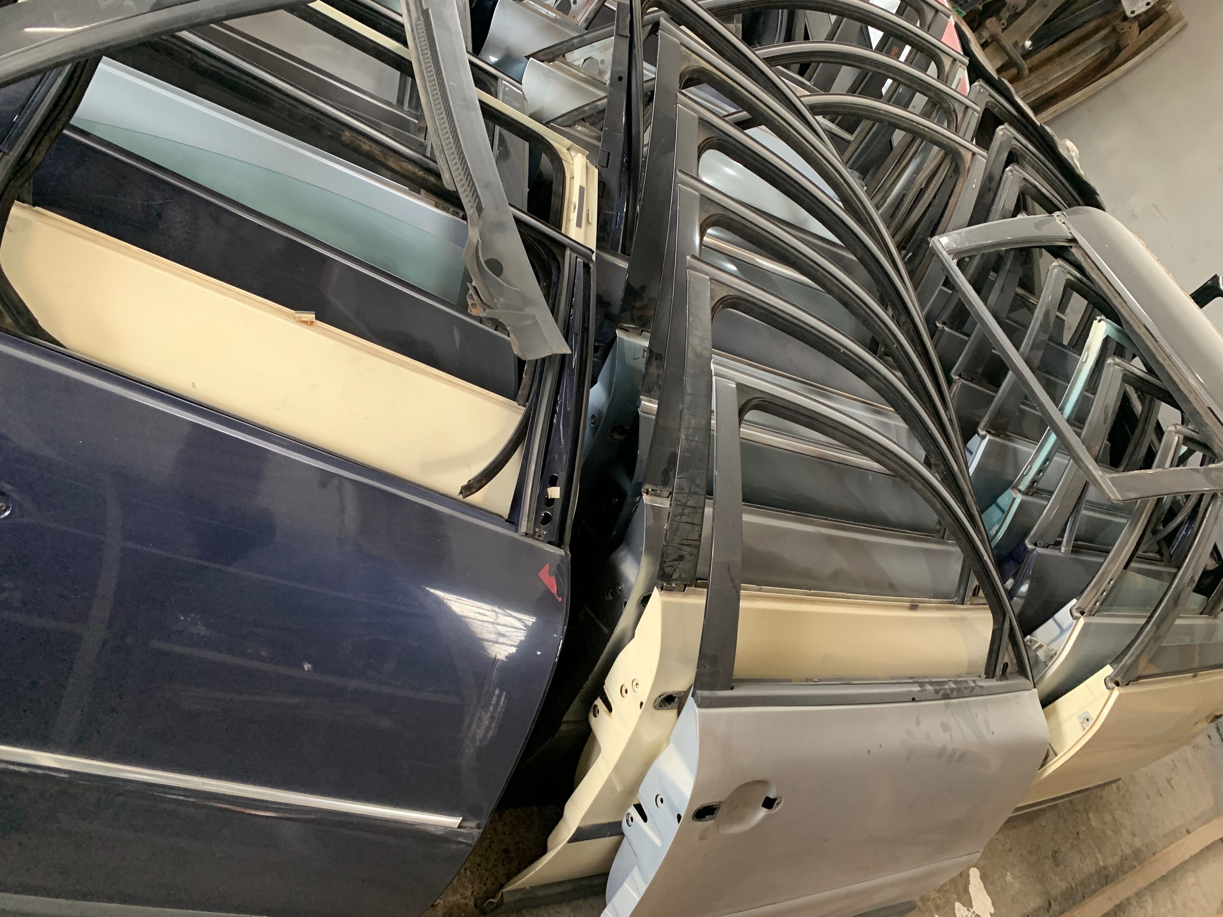 Двері vw Passat b5 b6 b7 b8 NMS CC Tiguan Golf Touareg Jetta