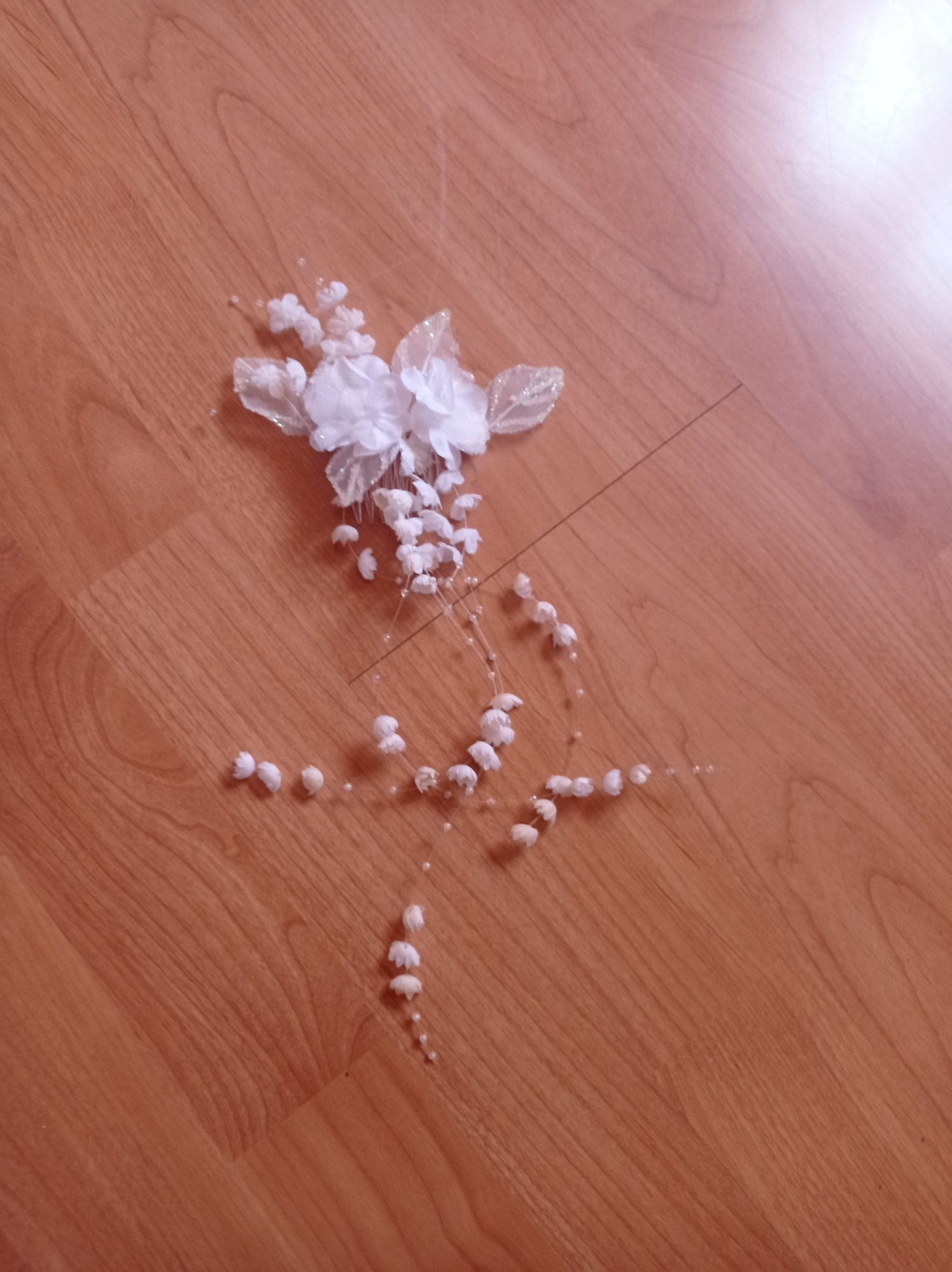 Vestido de noiva branco.