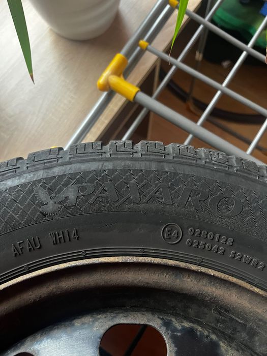 opony zimowe paxaro 165/70 14, zestaw 4 kół stalowych z oponami