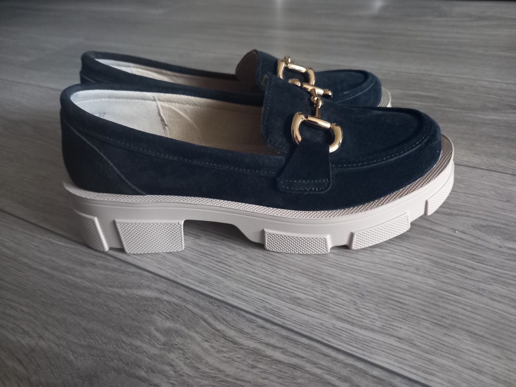 Mokasyny loafersy półbuty zamsz 37