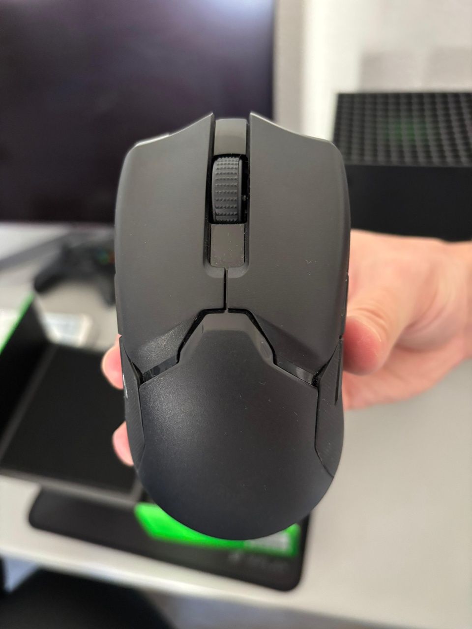 Razer Viper Ultimate with charging station