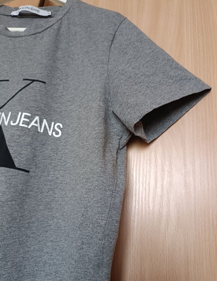 Calvin Klein roz M oryginalna damska koszulka t-shirt bluzka