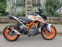 Мотоцикл KTM Duke 390i