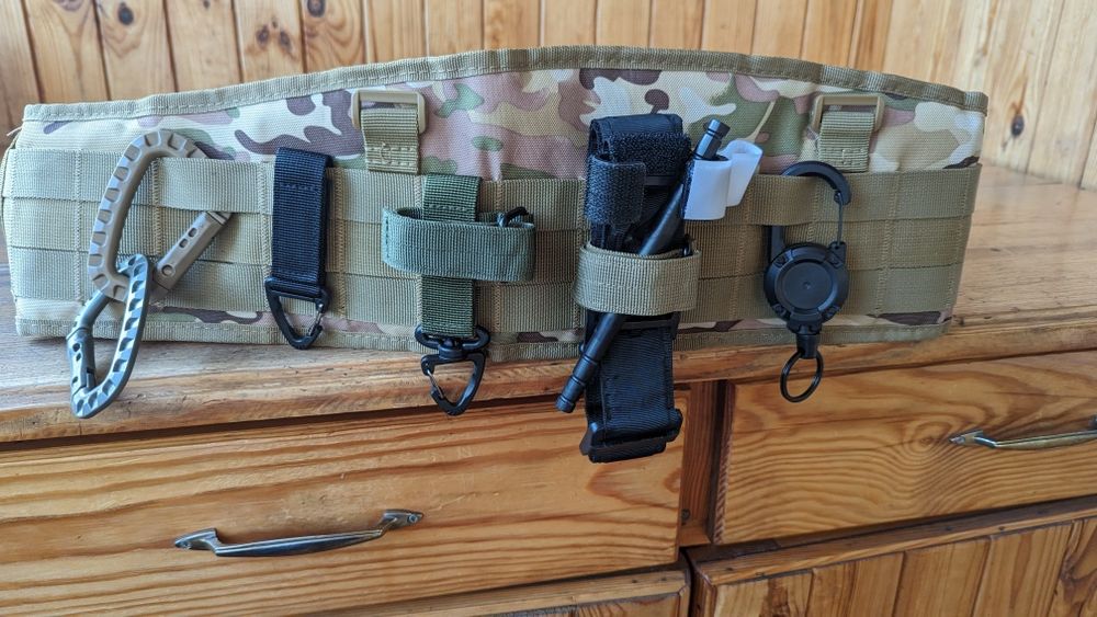 Карабіни та кріплення до молле molle РПС Бронежилет Плитоноска карабин