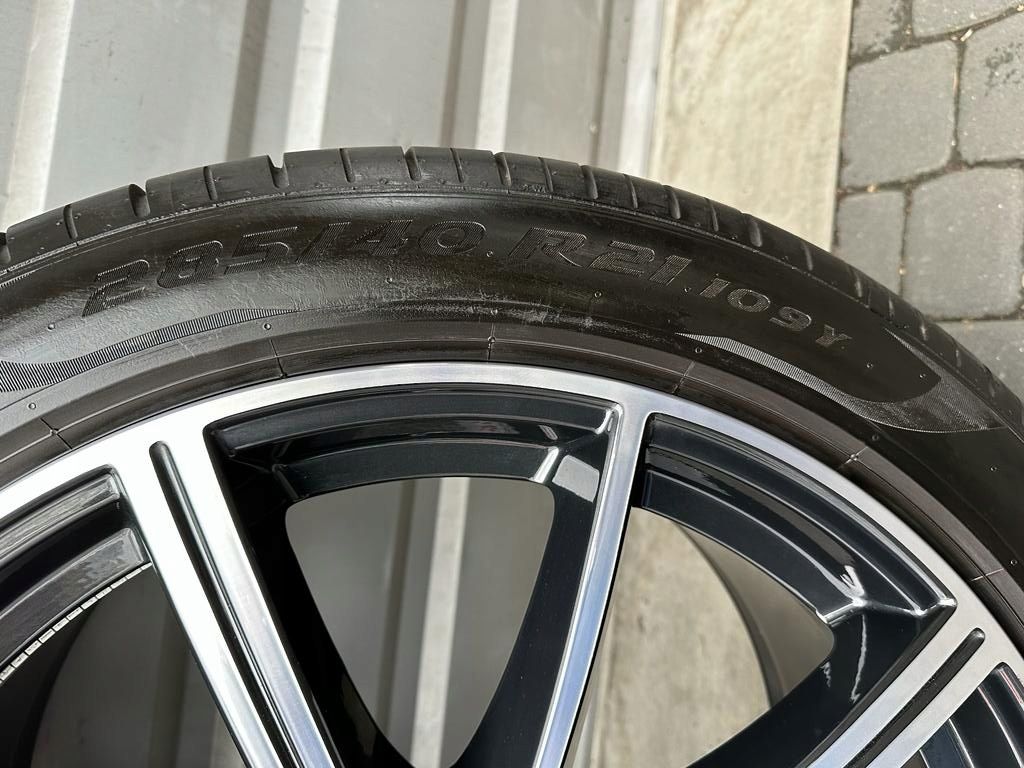 Opony Pirelli Pzero - 285/40/21