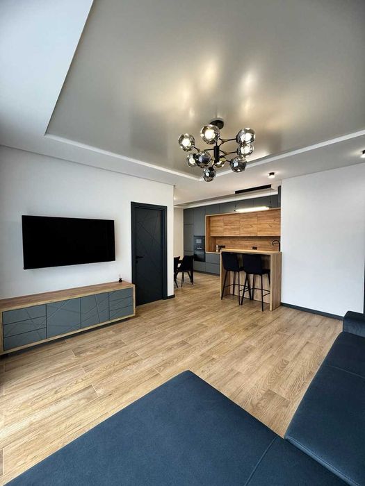 Оренда 2к квартири,76м², Липинського, перша здача, 950$