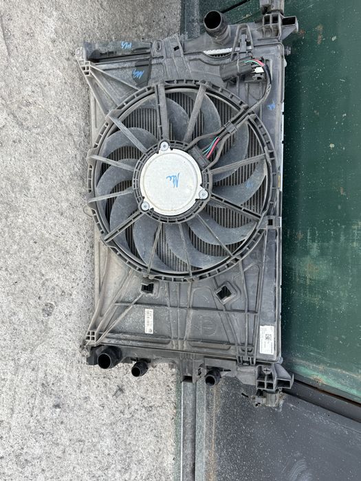 Касета радиаторів дифузор  fiat 500x 1.3 benz