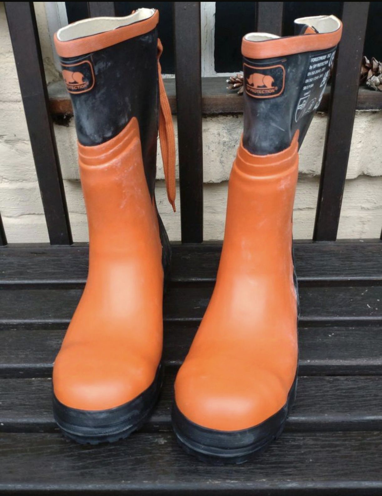 STIHL buty pilarza rozmiar 45. Norma Pn en 345