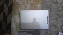 Продам macbook pro 8.1 на запчастини