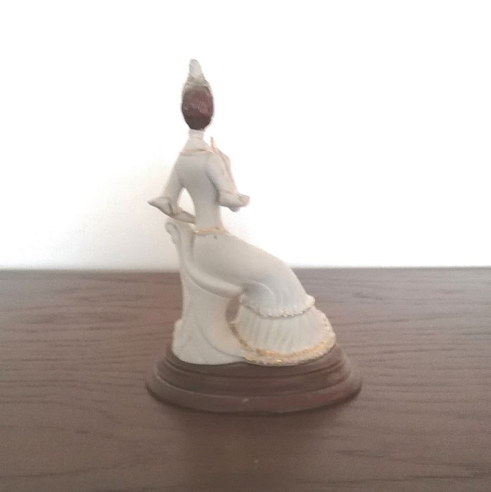 Estatueta/Figura decorativa vintage.