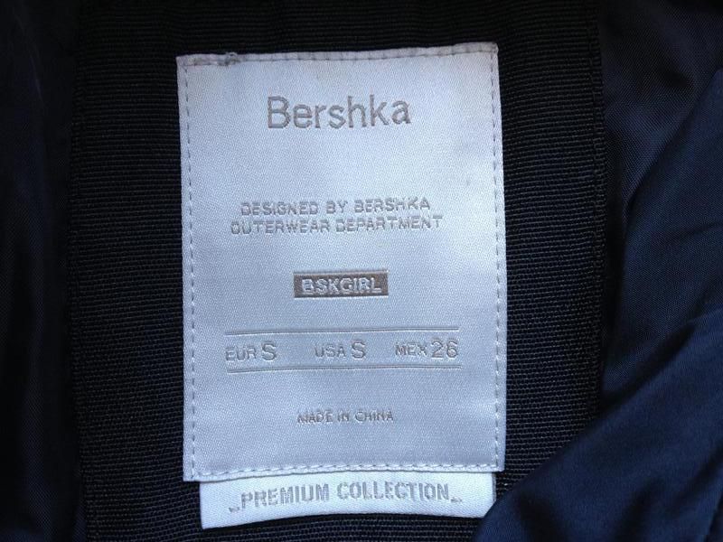 Синяя куртка bershka s зимняя куртка оригинал