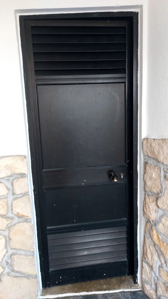 Portas aluminio preto