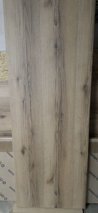 Blat kuchenny Dąb Lungo Swiss Krono