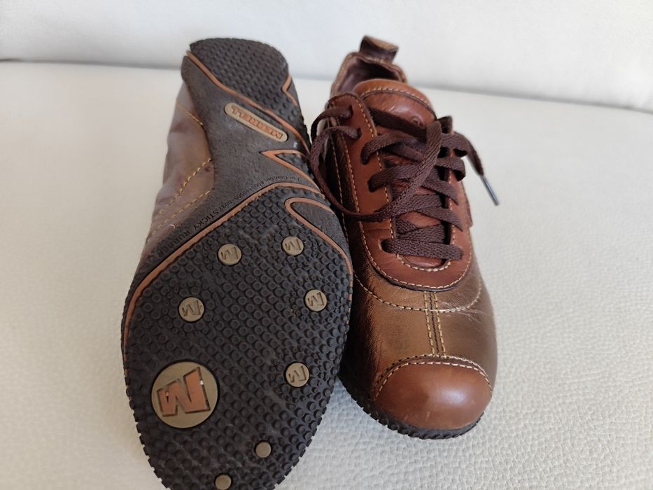 Sapatos para passiar Merrell