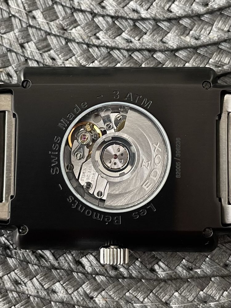 Швейцарские часы Edox