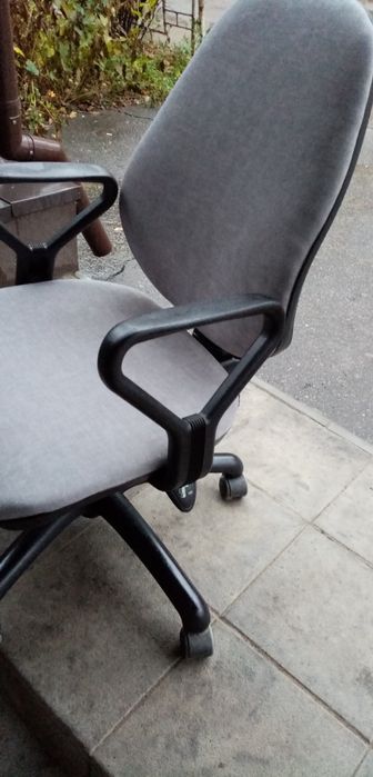 крiсло для офiсу та дому