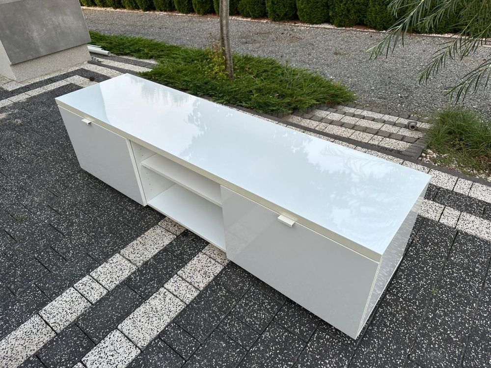 Szafka pod telewizor Ikea BYAS