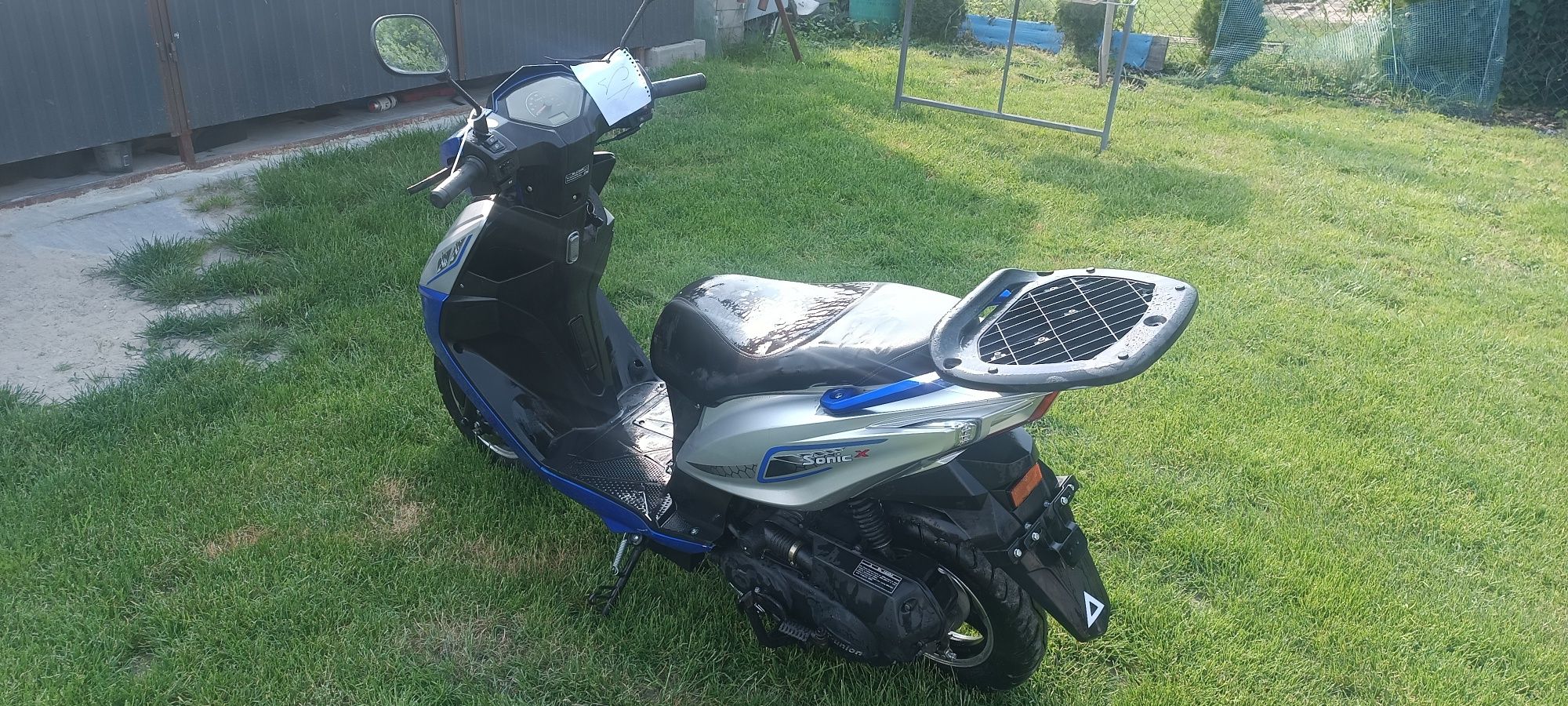 Skuter 50cm2 4t wtrysk LED GT-Union Sonic X 2022r