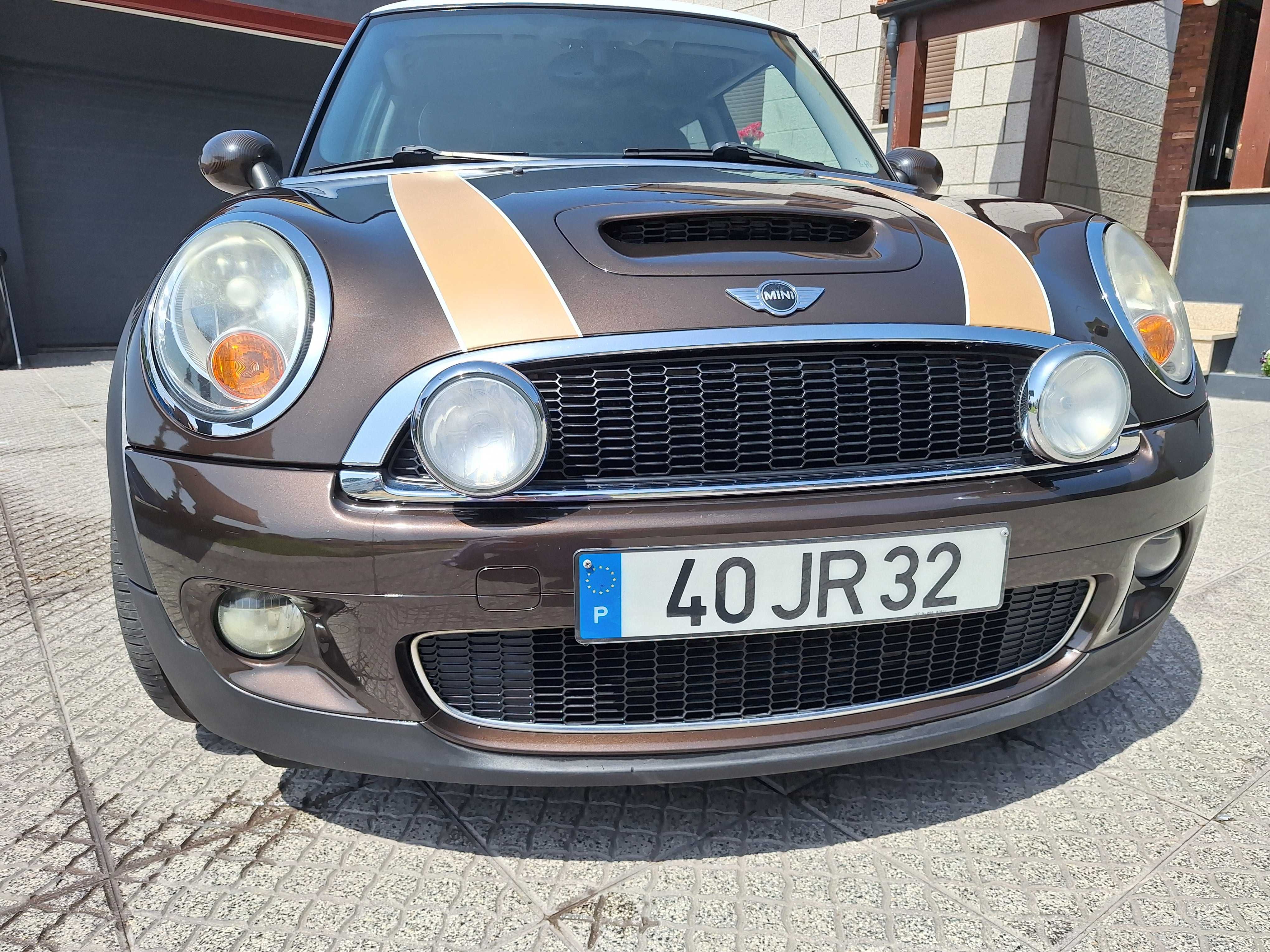 Mini cooper mayfair 50 anos