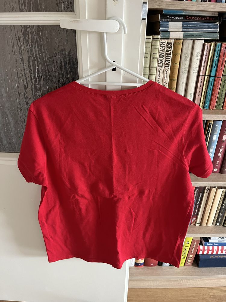 T-shirt damski Kiss ze zdobieniami