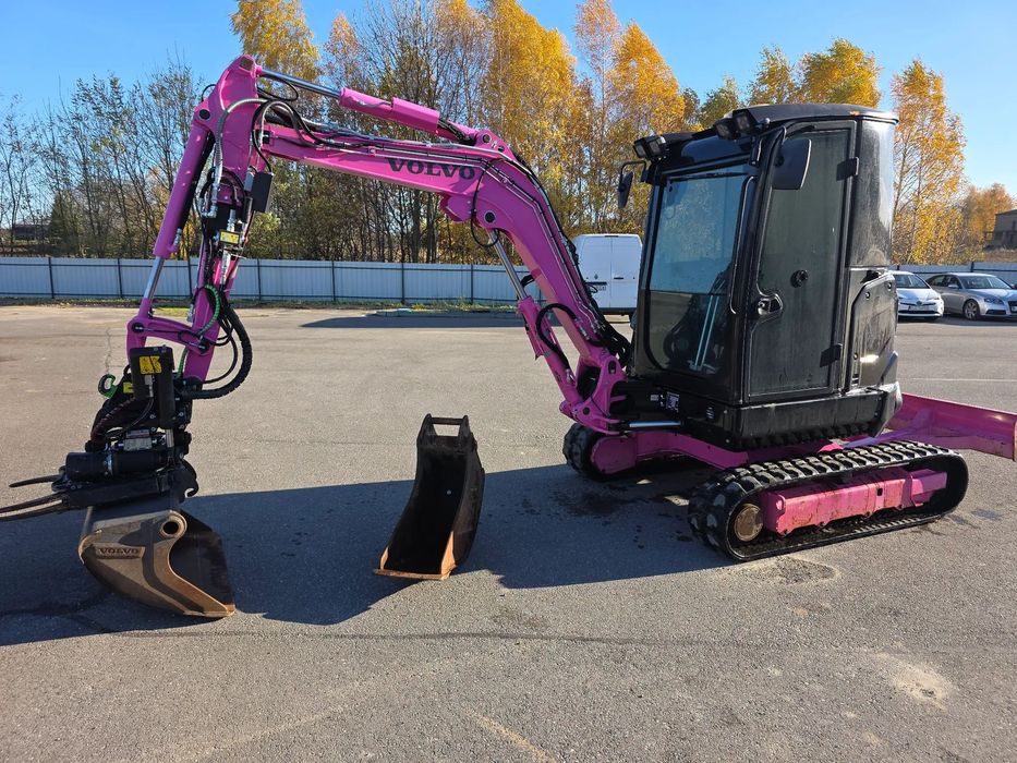 Volvo ECR 35 D  Minikoparka VOLVO ECR 35D  2019r. 980 mth rotator