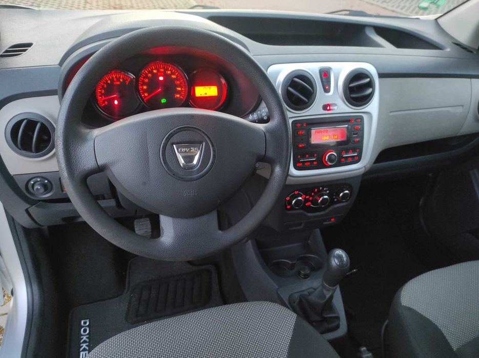 Dacia Dokker 1.6 Benzyna Klimatyzacja Zadbany