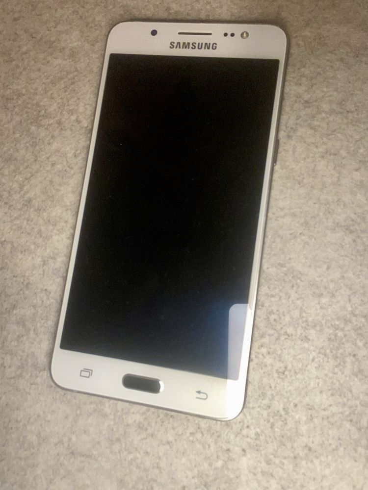 Samsung Galaxy J5 (2016)