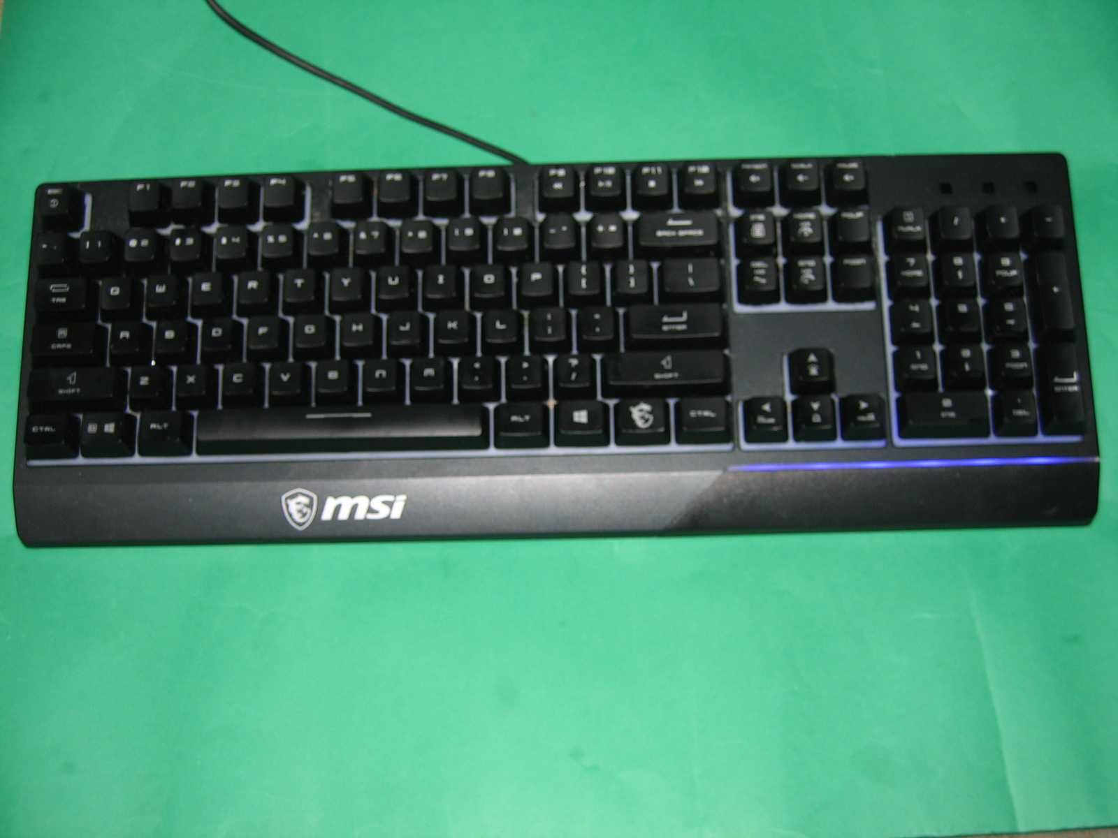 Podświetlana klawiatura MSI VIGOR GK30 - Super stan - 7 kolorów