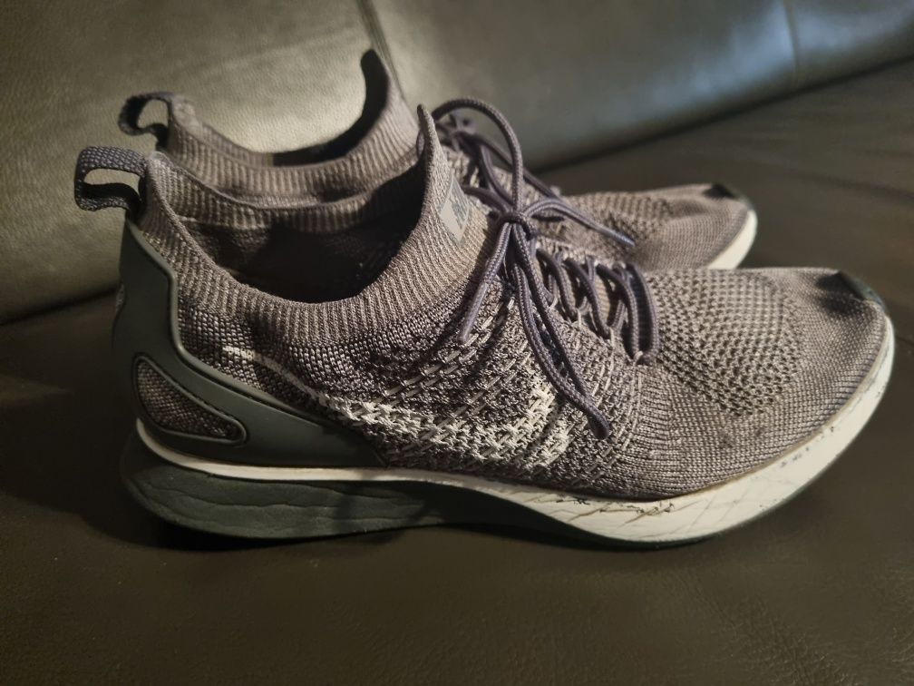 Nike Air sportowe wiązane 43 szare lekkie