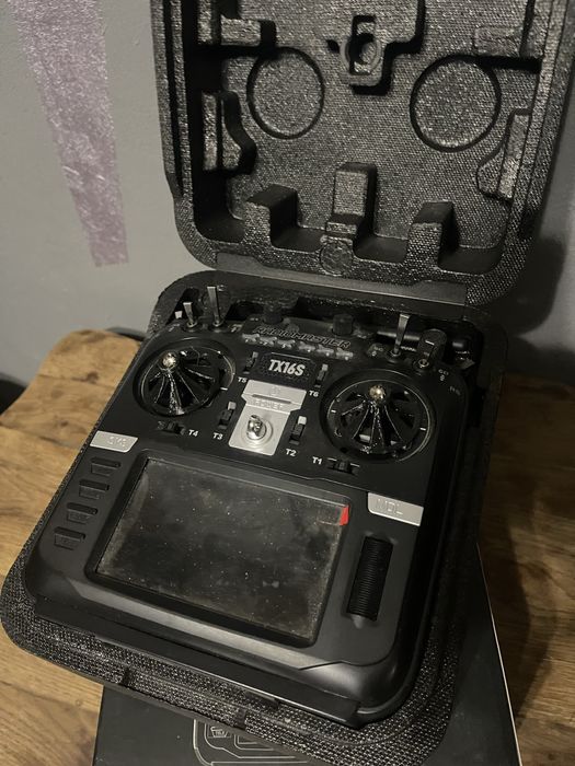 RadioMaster TX16 бу