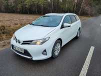 Toyota Auris LPG hybryda do wynajęcia, wypożyczalnia, OC sprawcy