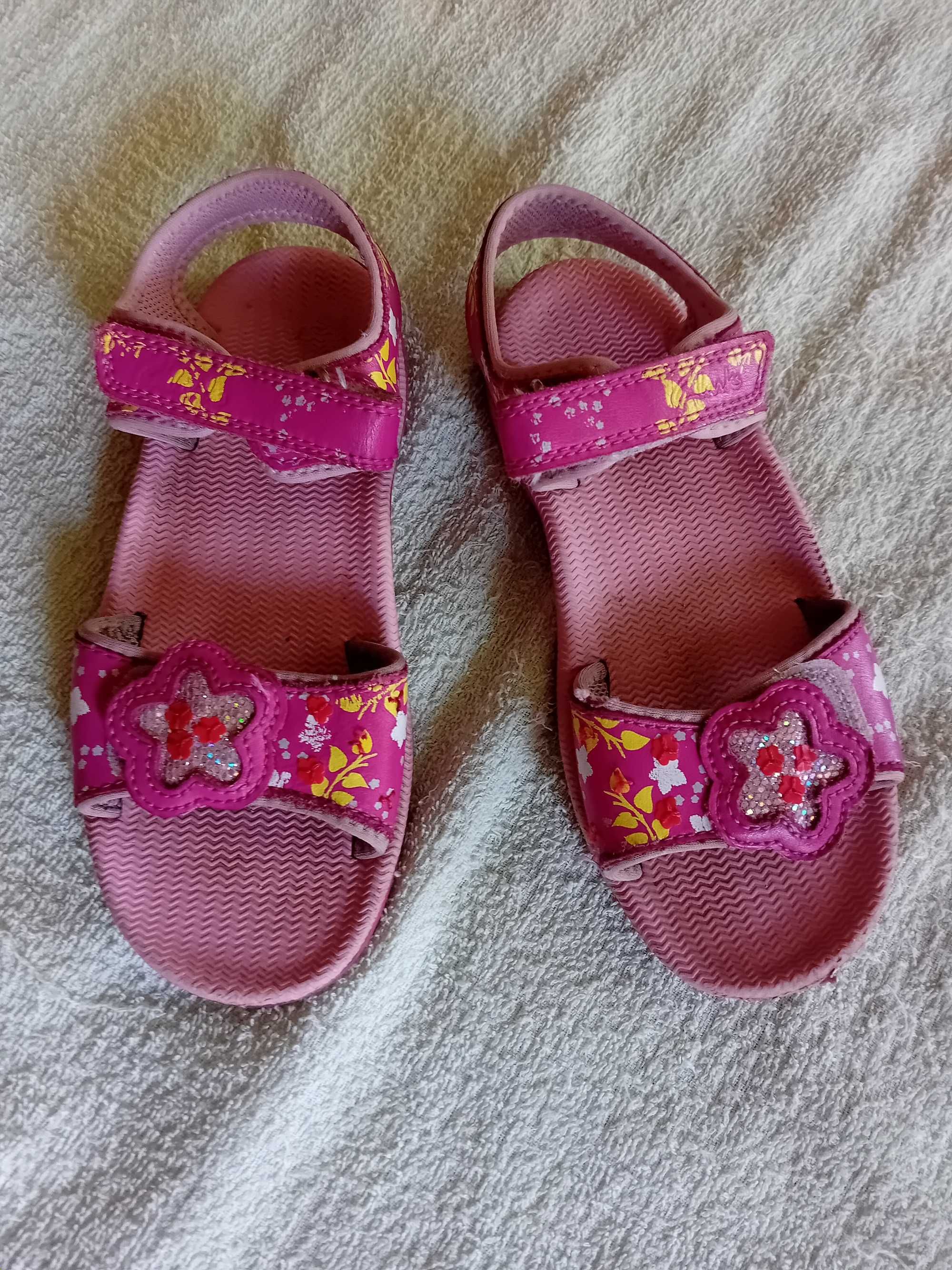 Sandałki Clarks dla dziewczynki,  rozmiar 32