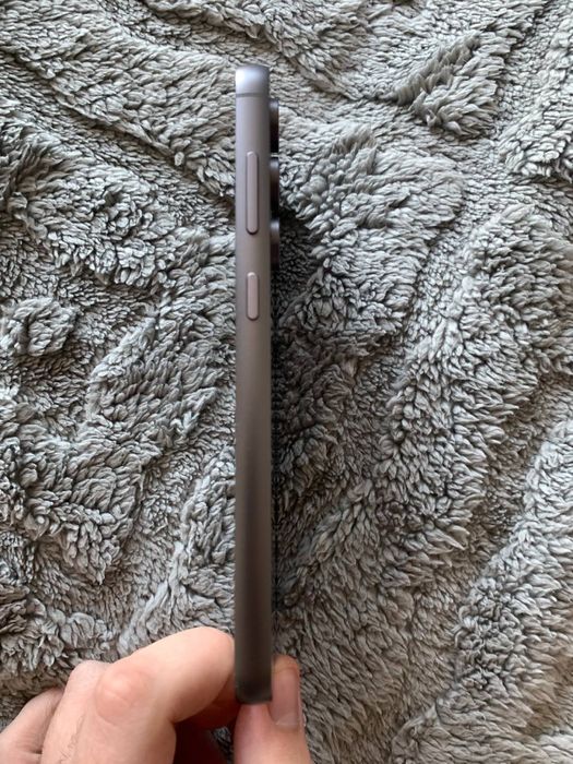 Продам или обменяю Samsung S23 FE 8/128