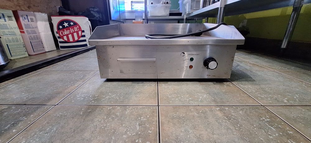 Sprzęt do restauracji z kebabem