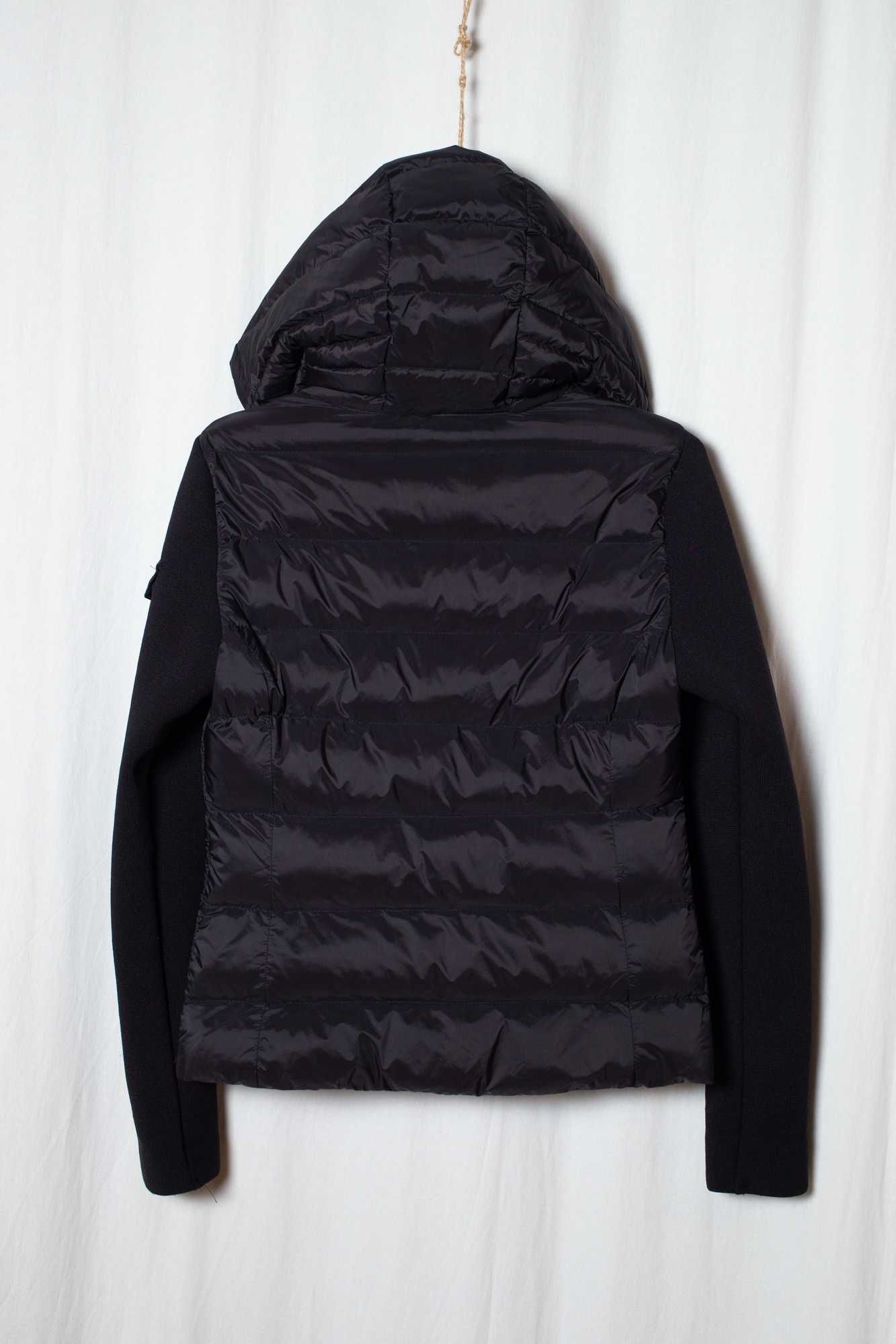 Moncler czarna kurtka puchowa S