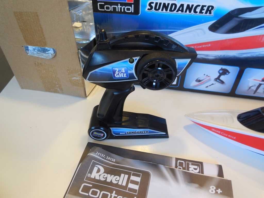 RC Revell SUNDANCER 24137 łódka 2.4GH