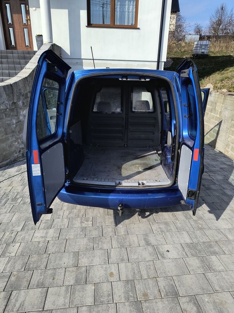 VW Caddy 1.9 TDI 105 KM. AUTOMAT