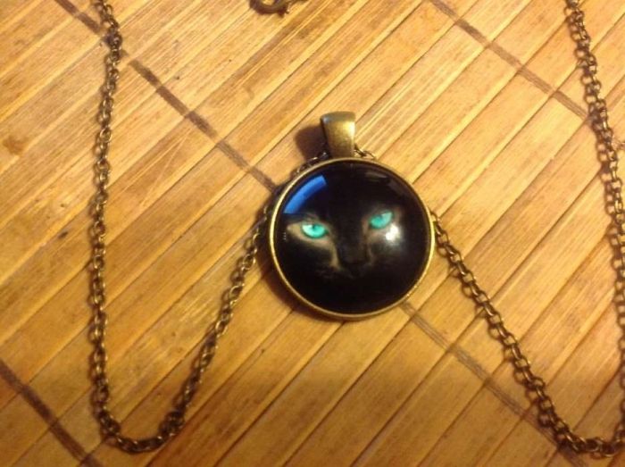 wisior "oczy kota"z łańcuszkiem platerowane na stary mosiądz
