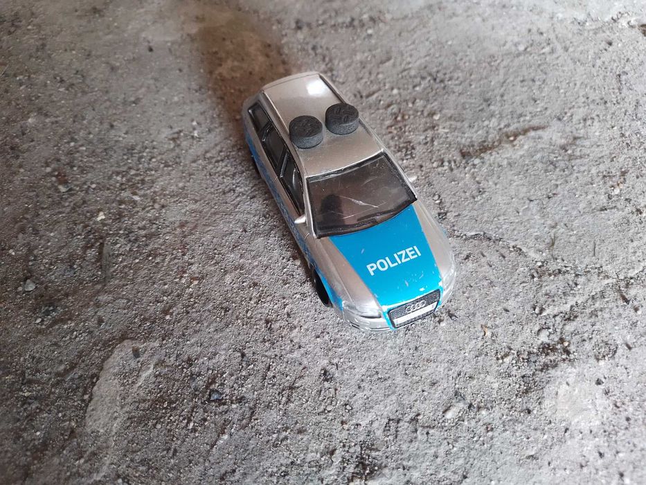 Audi A4 Polizei, Mondo Motors 1:43