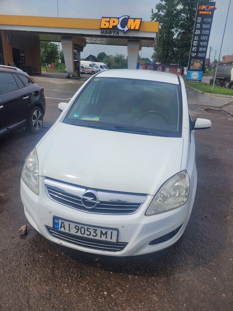 Opel Zafira 1.7д 2009р