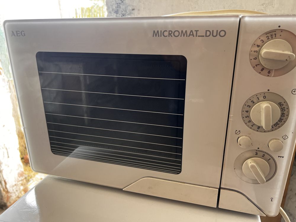 Mikrofalówka firmy AEG