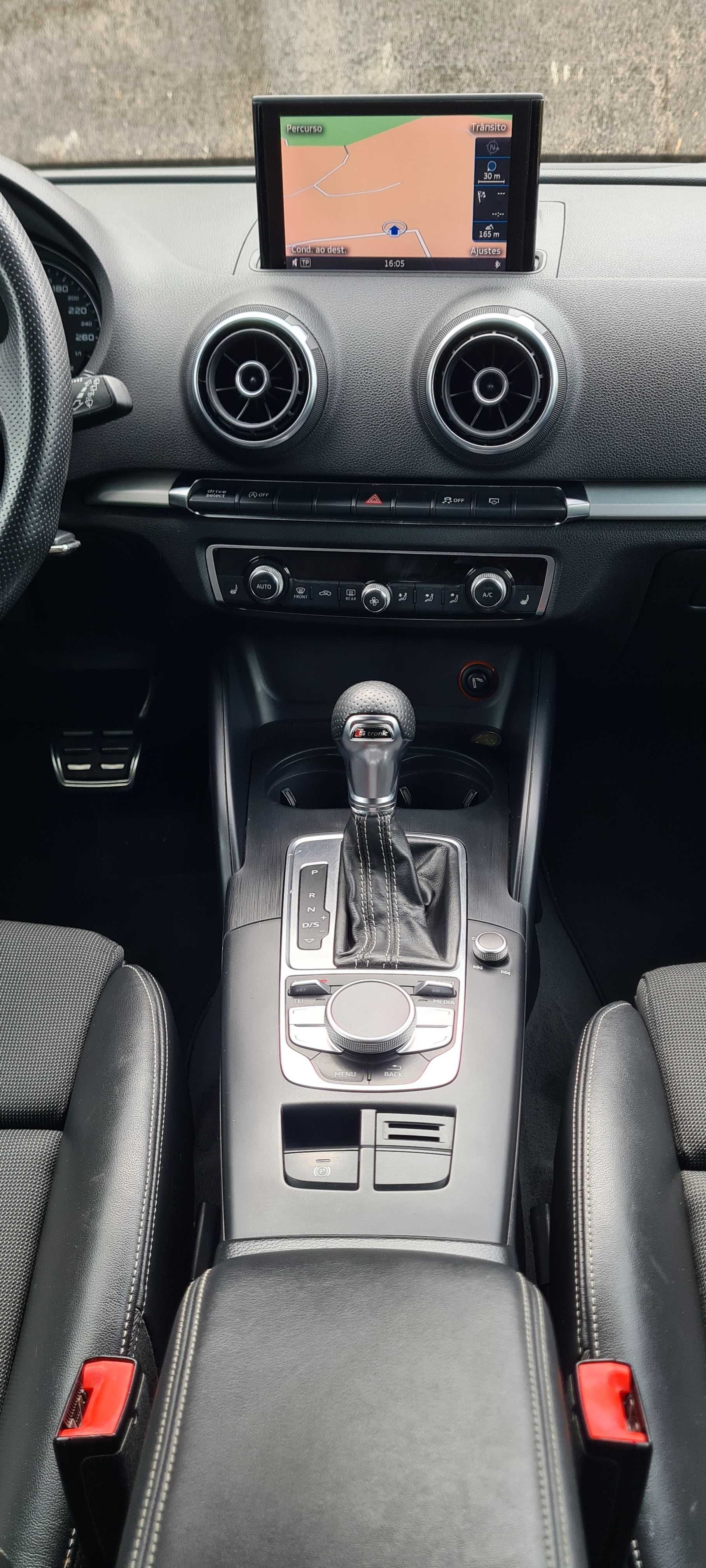 AUDI A3 2.0 TDI S-LINE