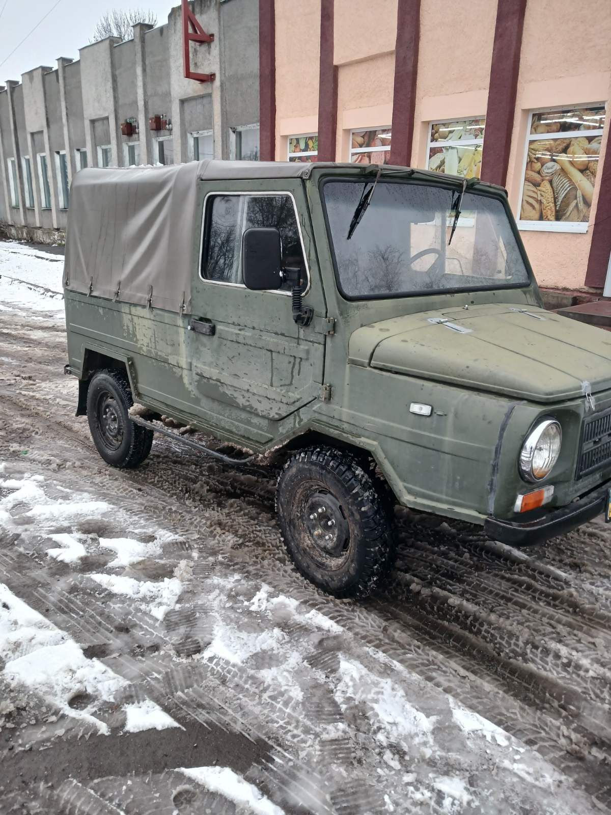 Продам Волинець автомобіль в хорошому стані.