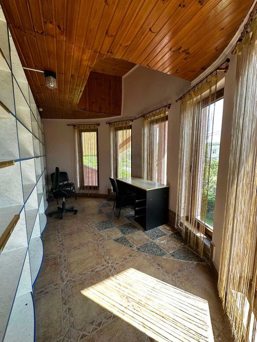 Продається торговельно-відпочинковий комплекс в с. Нересниця