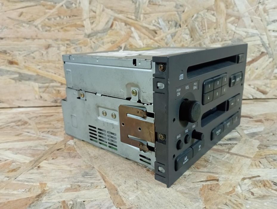 Rádio / auto-rádio SAAB 9-5 Sedan (YS3E)